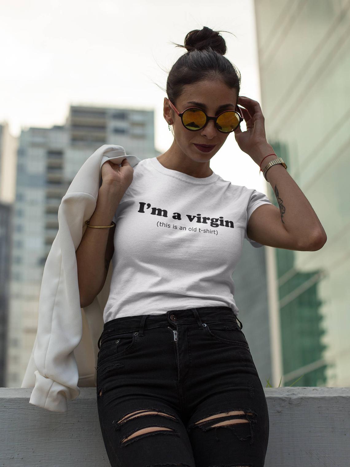 Тениска със забавен надпис -  I'm a Virgin