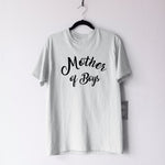 Тениска със забавен надпис - Мама на Момчета