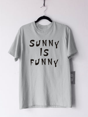 Тениска с надпис Sunny is Funny