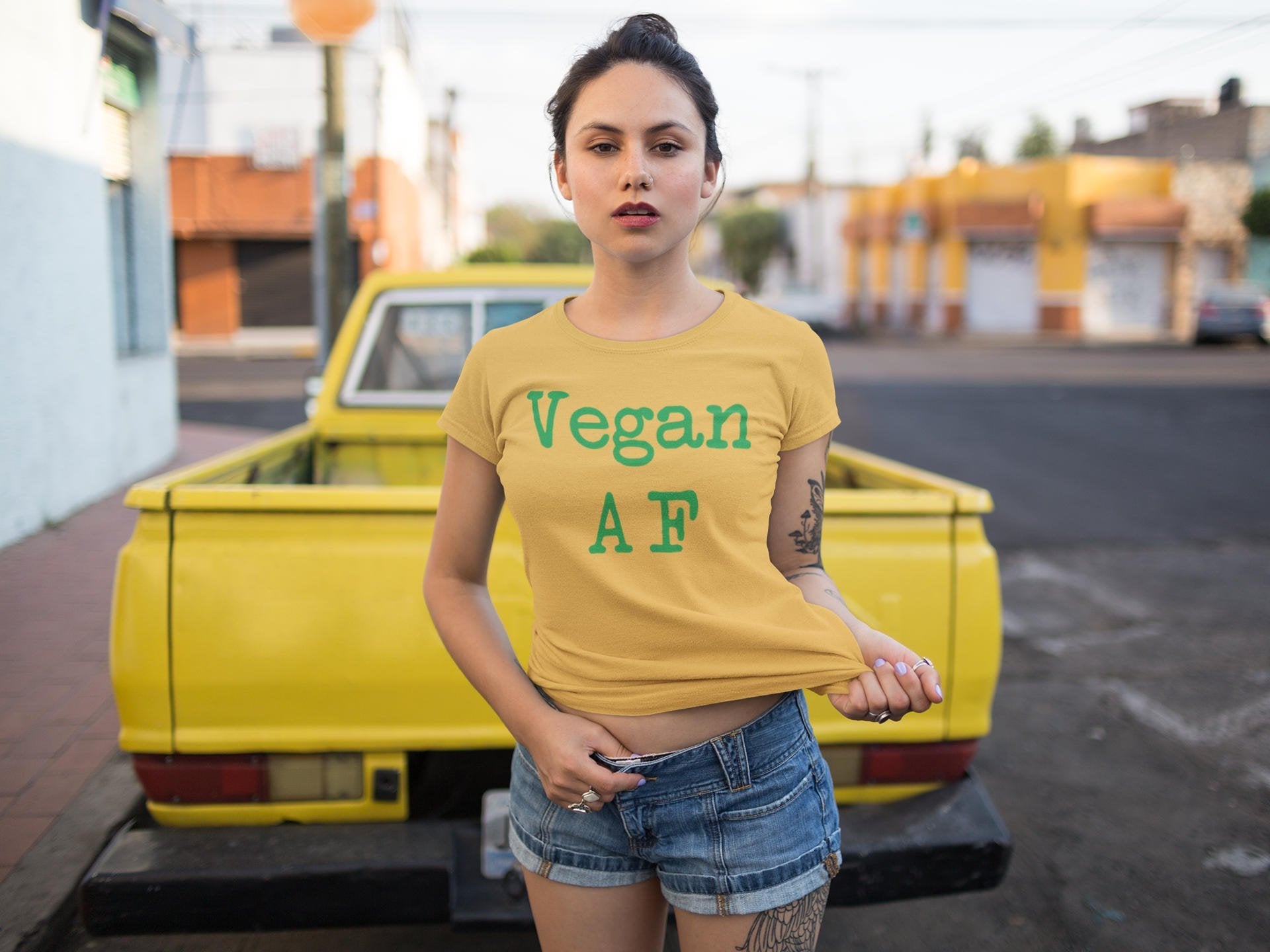 Тениска с щампа Vegan AF